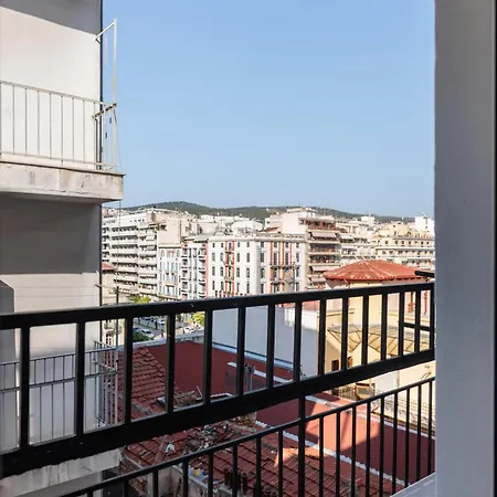 Liv Luxury Center 7c