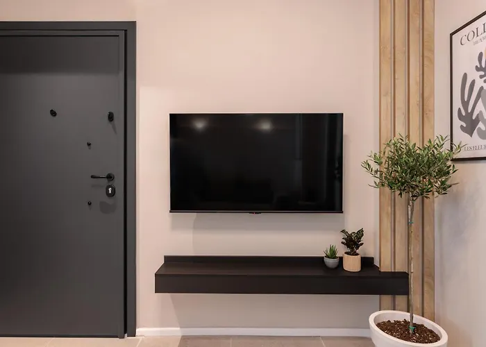Liv Luxury Center 7c * סלוניקי