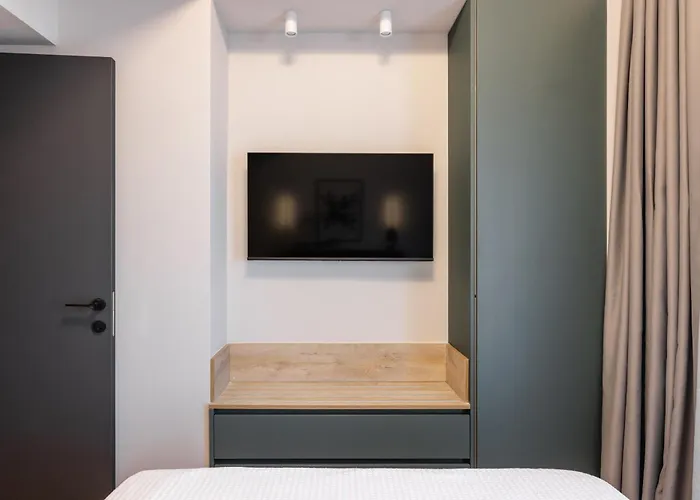Liv Luxury Center 7c סלוניקי