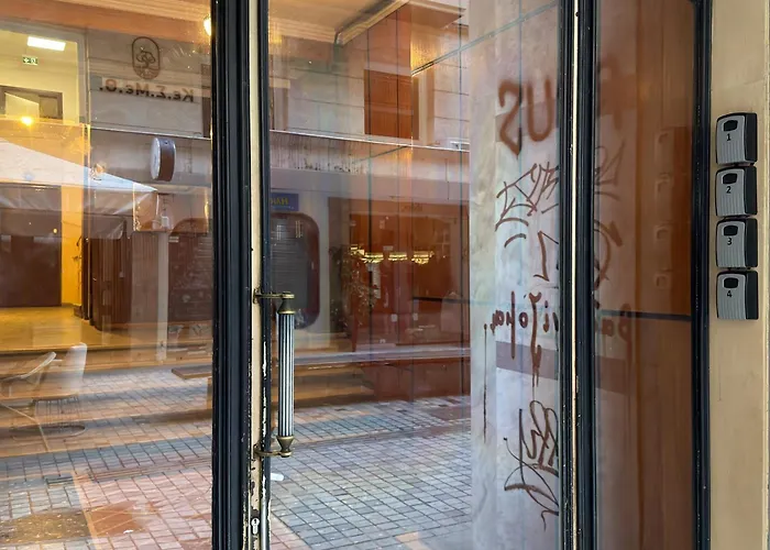 Liv Luxury Center 7c *
