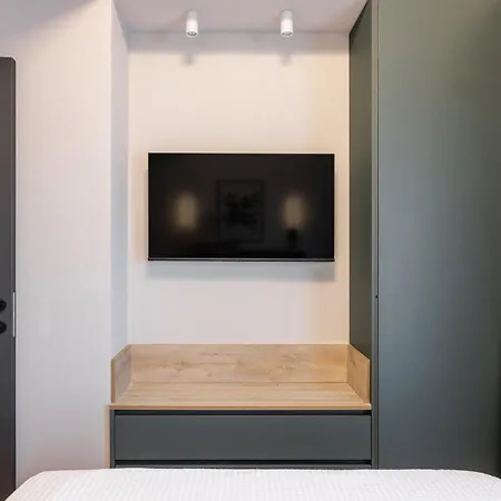 Liv Luxury Center 7c Thessaloníki